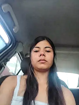 Snapshot of Roxan_King chatting on 02/13/26, 04:03 Roxan King online show from 02/13/26, 04:03