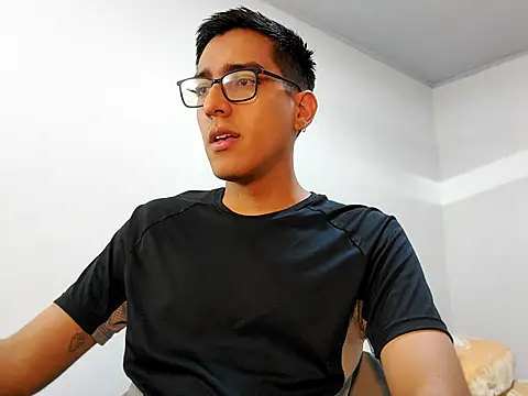 Snapshot of NickFin chatting on 02/25/26, 09:24 NickFin online show from 02/25/26, 09:24