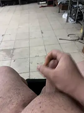 Snapshot of Can3438q chatting on 02/25/26, 09:46 Can3438q online show from 02/25/26, 09:46