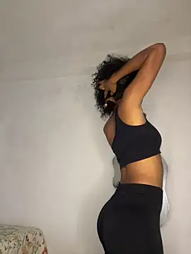 LIA PARKERR online show from 03/19/26, 10:58