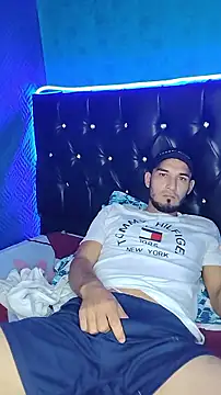 Snapshot of junior_men22 chatting on 02/07/26, 12:20 junior men22 online show from 02/07/26, 12:20