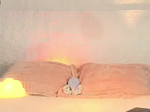 Arivega online show from 04/24/26, 05:54