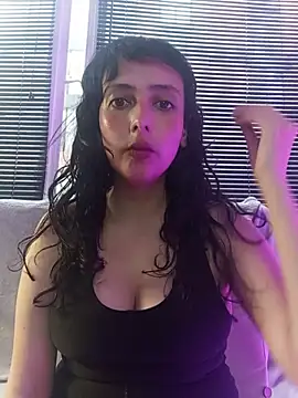 Eva Err online show from 05/15/26, 10:17
