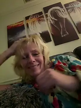 Snapshot of FireAfterDark chatting on 02/09/26, 07:01 FireAfterDark online show from 02/09/26, 07:01