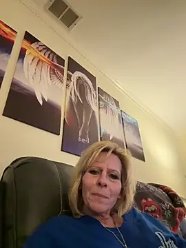 Snapshot of FireAfterDark chatting on 02/25/26, 01:37 FireAfterDark online show from 02/25/26, 01:37