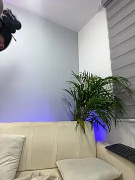 Snapshot of Elirpo chatting on 03/03/26, 12:28 Elirpo online show from 03/03/26, 12:28