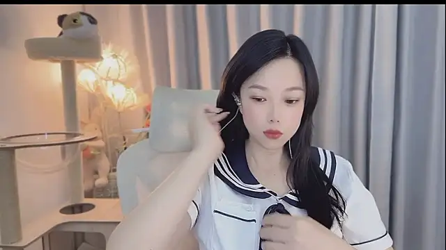 Snapshot of Yumi_yuni chatting on 05/09/26, 02:28 Yumi yuni online show from 05/09/26, 02:28