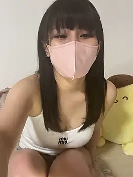 Snapshot of Mitsuki__jp chatting on 06/18/26, 10:19 Mitsuki jp online show from 06/18/26, 10:19