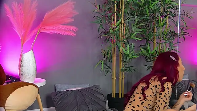 CrystalRedd online show from 04/14/26, 04:18