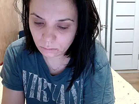 Snapshot of LorraGrey chatting on 02/24/26, 03:59 LorraGrey online show from 02/24/26, 03:59