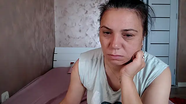 LorraGrey online show from 07/05/26, 03:34