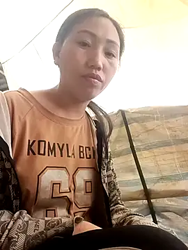 Snapshot of hot-luna- chatting on 02/28/26, 12:22 hot-luna- online show from 02/28/26, 12:22