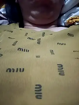 Snapshot of hot-luna- chatting on 03/03/26, 08:59 hot-luna- online show from 03/03/26, 08:59