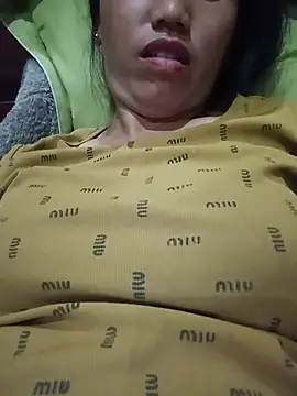 Snapshot of hot-luna- chatting on 06/08/26, 01:44 hot-luna- online show from 06/08/26, 01:44