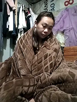 Snapshot of Bella-222 chatting on 02/16/26, 10:06 Bella-222 online show from 02/16/26, 10:06