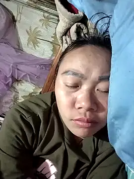 Snapshot of Bella-222 chatting on 02/18/26, 10:55 Bella-222 online show from 02/18/26, 10:55