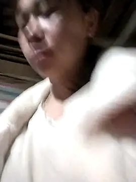 Snapshot of Bella-222 chatting on 03/02/26, 12:24 Bella-222 online show from 03/02/26, 12:24