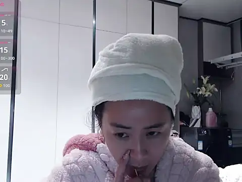 Tsuki-y online show from 03/01/26, 04:20