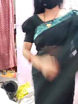 Snapshot of simran_sharma01 chatting on 02/12/26, 01:11 simran sharma01 online show from 02/12/26, 01:11