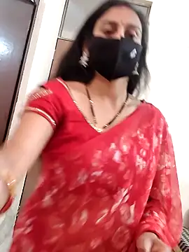 Snapshot of simran_sharma01 chatting on 02/17/26, 06:21 simran sharma01 online show from 02/17/26, 06:21