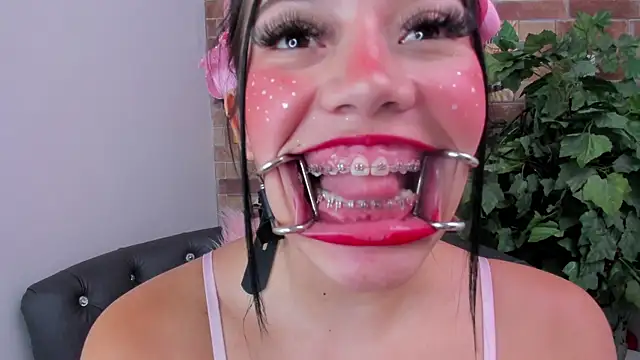 foxy vera online show from 05/11/26, 02:56