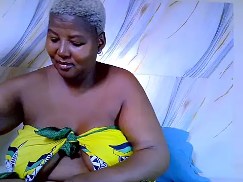 Snapshot of treasure_hunny chatting on 02/04/26, 03:18 treasure hunny online show from 02/04/26, 03:18