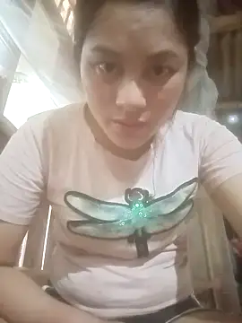 Snapshot of Momo-biki chatting on 04/28/26, 04:50 Momo-biki online show from 04/28/26, 04:50