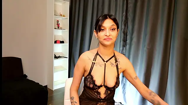 Snapshot of Eva_Sterling_ chatting on 02/05/26, 05:06 Eva Sterling online show from 02/05/26, 05:06