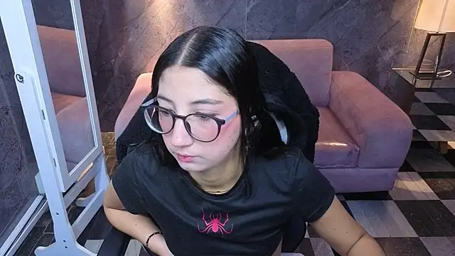 Sophie jones b online show from 05/21/26, 12:45