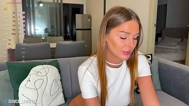 Snapshot of bianca_lawwson_ chatting on 02/21/26, 04:52 bianca lawwson online show from 02/21/26, 04:52