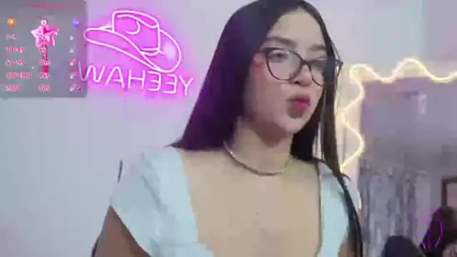 MILAH TAY online show from 02/12/26, 11:49