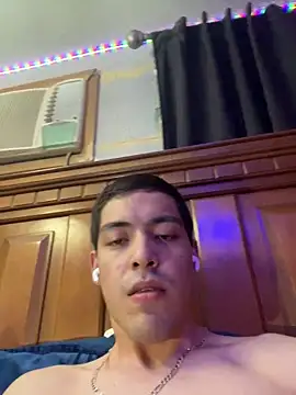 Tupapi696969q online show from 04/17/26, 04:48