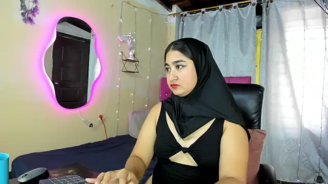SamiraAwada online show from 06/01/26, 07:04