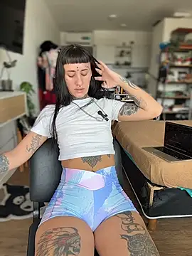 Snapshot of xsadtanas chatting on 02/24/26, 04:38 xsadtanas online show from 02/24/26, 04:38