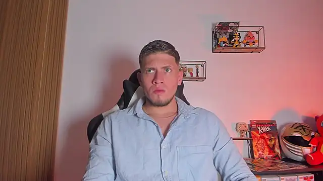 Snapshot of SebastianMaximoff_ chatting on 02/16/26, 09:33 SebastianMaximoff online show from 02/16/26, 09:33