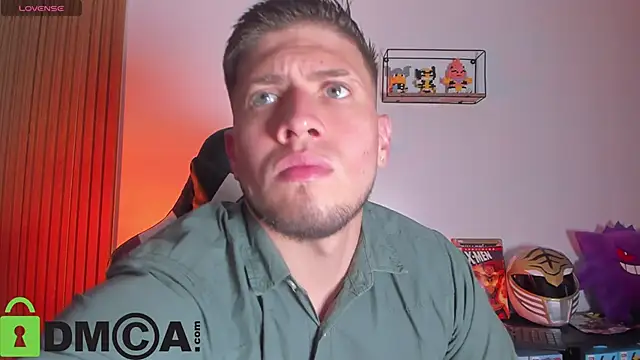 Snapshot of SebastianMaximoff_ chatting on 02/25/26, 08:18 SebastianMaximoff online show from 02/25/26, 08:18