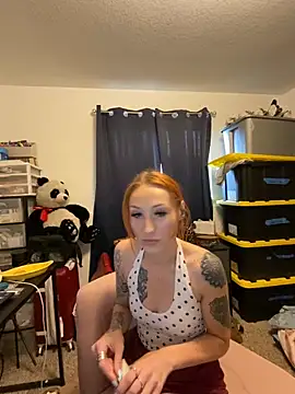 Snapshot of ThornsandHoney chatting on 05/16/26, 10:08 ThornsandHoney online show from 05/16/26, 10:08
