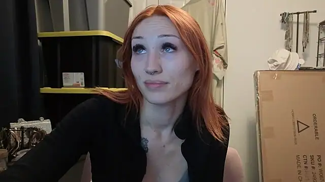 Snapshot of ThornsandHoney chatting on 05/29/26, 04:21 ThornsandHoney online show from 05/29/26, 04:21