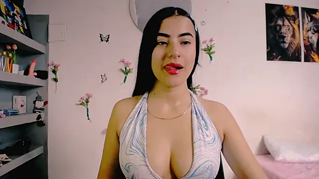 charlotte petit  online show from 02/18/26, 04:03