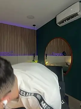 Snapshot of Jeremy_Harden chatting on 03/01/26, 03:08 Jeremy Harden online show from 03/01/26, 03:08