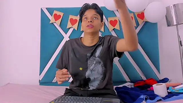 Snapshot of natasha_and_zoe chatting on 02/22/26, 05:55 natasha and zoe online show from 02/22/26, 05:55