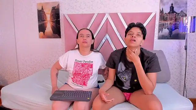 Snapshot of natasha_and_zoe chatting on 02/28/26, 11:33 natasha and zoe online show from 02/28/26, 11:33