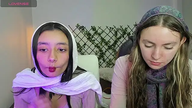 Snapshot of nana__rousse chatting on 02/03/26, 11:10 nana rousse online show from 02/03/26, 11:10