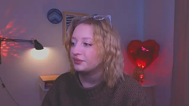 Snapshot of nikapie chatting on 02/25/26, 05:06 nikapie online show from 02/25/26, 05:06