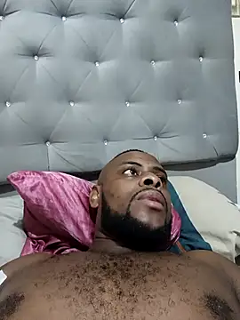 Snapshot of Tuverdugo12 chatting on 02/27/26, 10:48 Tuverdugo12 online show from 02/27/26, 10:48