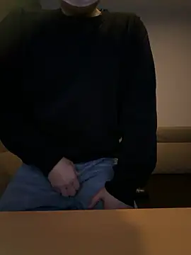 Snapshot of yuuuuusuke00 chatting on 02/02/26, 01:04 yuuuuusuke00 online show from 02/02/26, 01:04