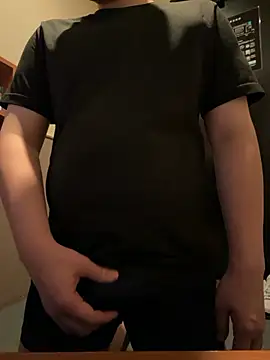 Snapshot of yuuuuusuke00 chatting on 02/05/26, 03:22 yuuuuusuke00 online show from 02/05/26, 03:22