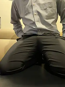 Snapshot of yuuuuusuke00 chatting on 03/04/26, 01:33 yuuuuusuke00 online show from 03/04/26, 01:33