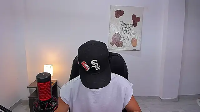 Snapshot of paisa_hotx chatting on 02/23/26, 10:18 paisa hotx online show from 02/23/26, 10:18