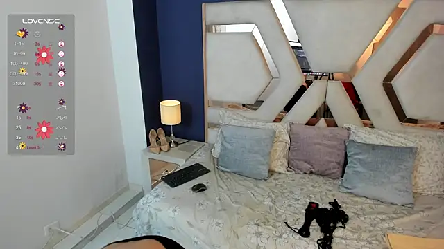 Sara Evaanns online show from 04/09/26, 03:06